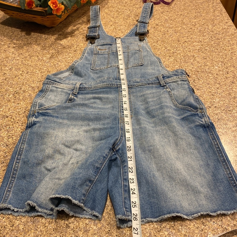 Gap Shortall Blue Jean Bib Overall Shorts Denim XS FLAWS Distressed - Picture 7 of 17